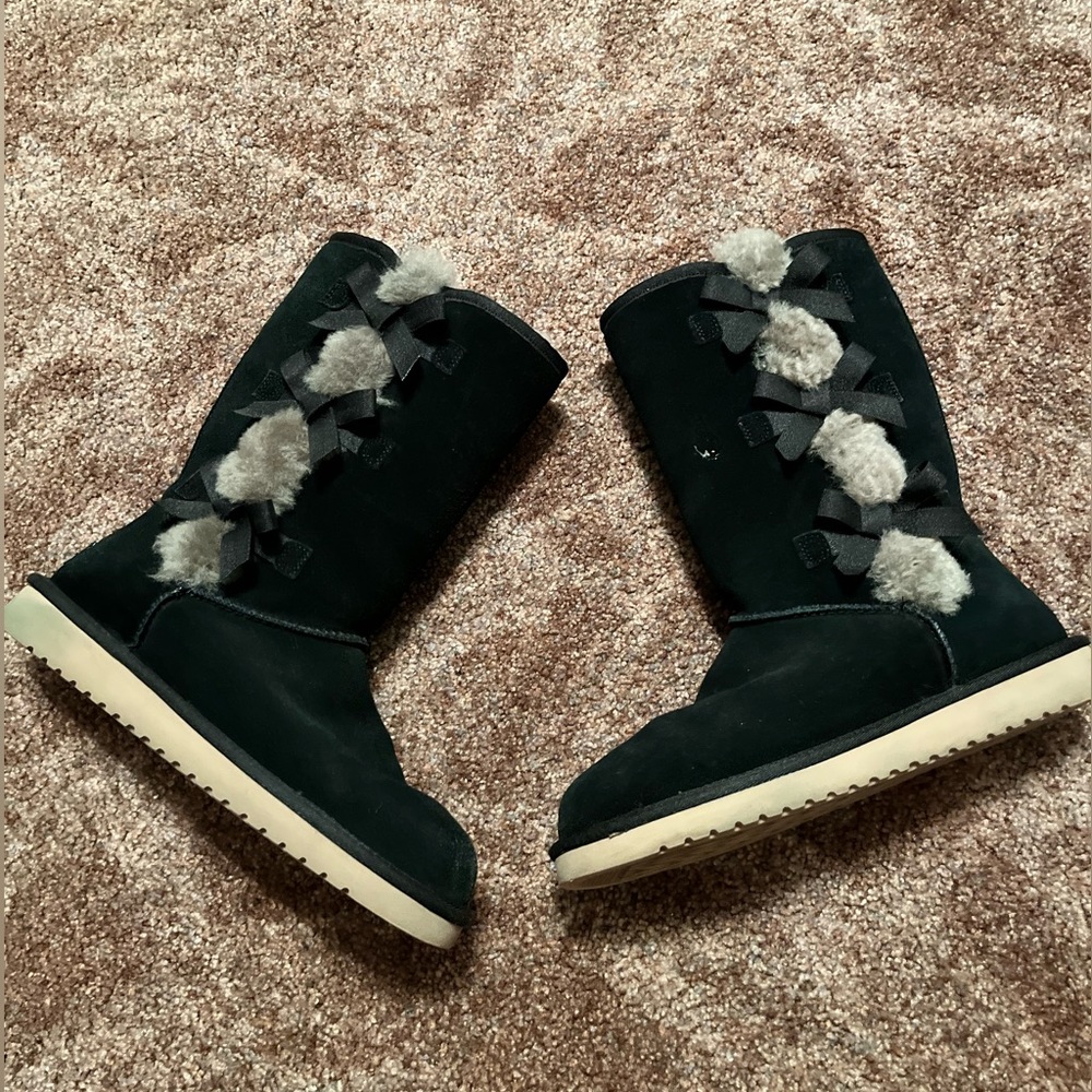 Size 9 UGG Boots